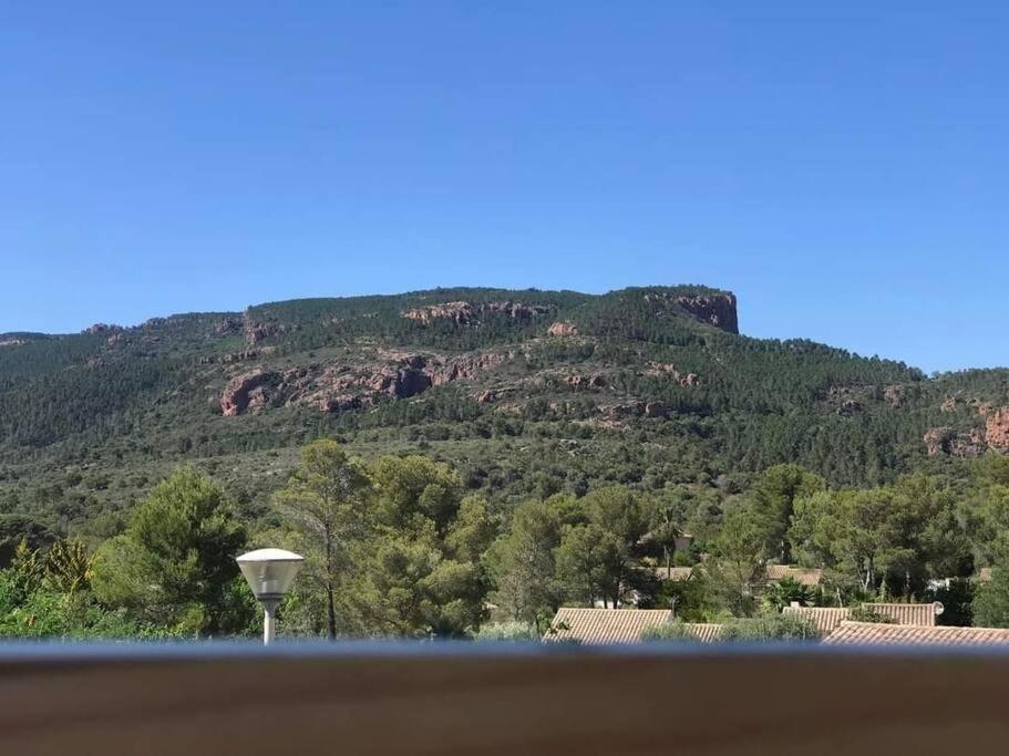 רוקברון-סור-ארז'נס Au Pied Des Gorges Du Blavet Et A 20Min Des Plages מראה חיצוני תמונה